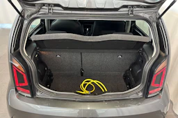 harmaa Volkswagen up! 2023 kuva 17.