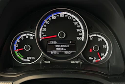 harmaa Volkswagen up! 2023 kuva 18.