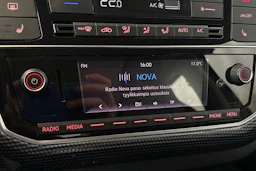 harmaa Volkswagen up! 2023 kuva 22.