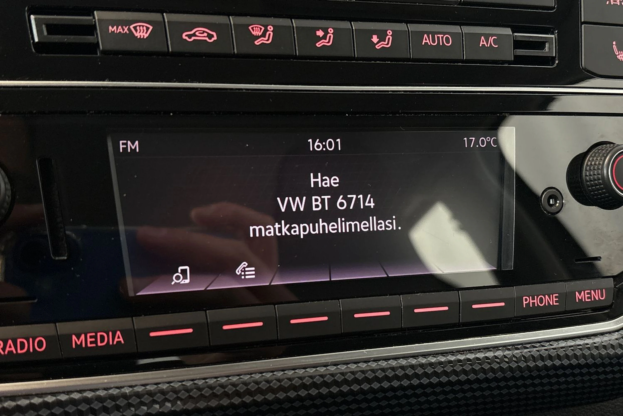 harmaa Volkswagen up! 2023 kuva 23.