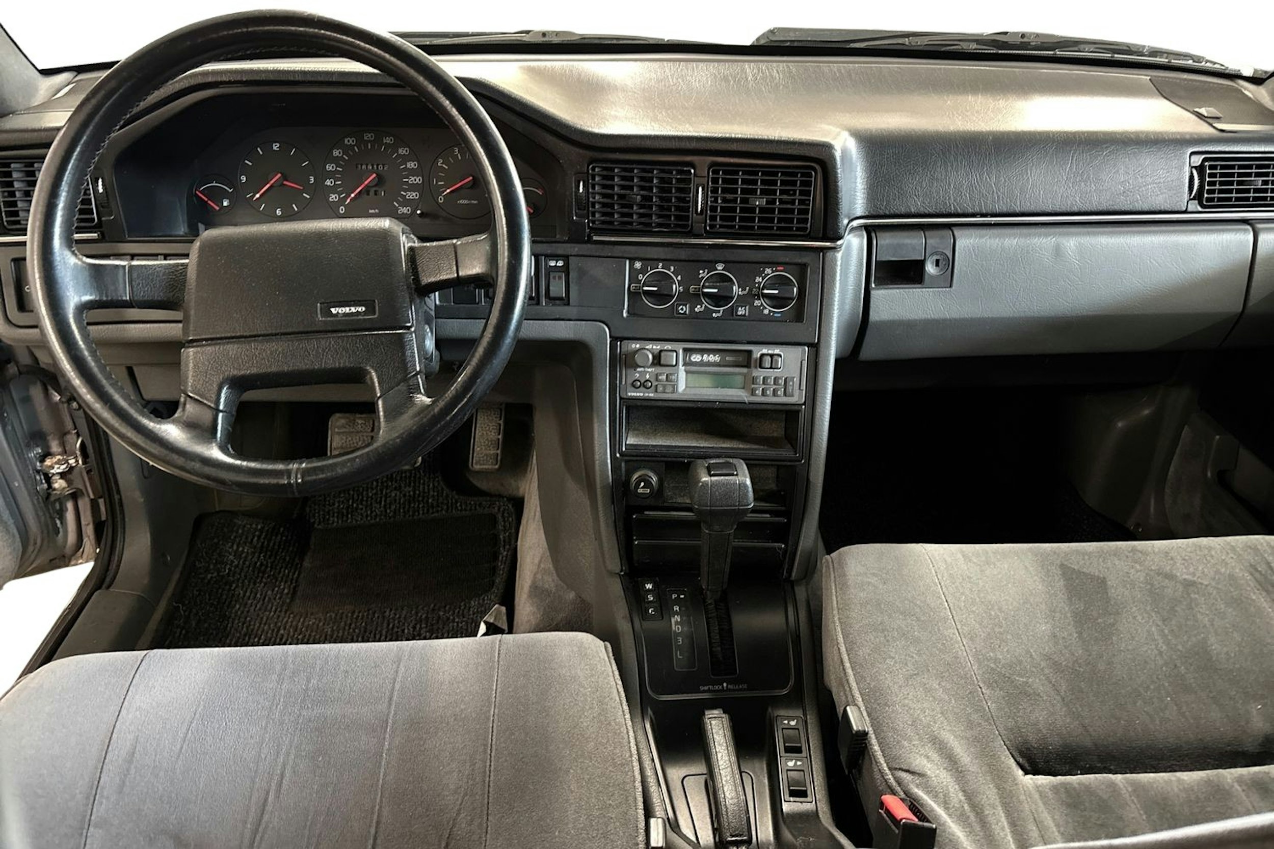 harmaa Volvo 960 1992 kuva 9.