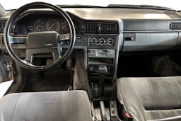 harmaa Volvo 960 1992 kuva 9.
