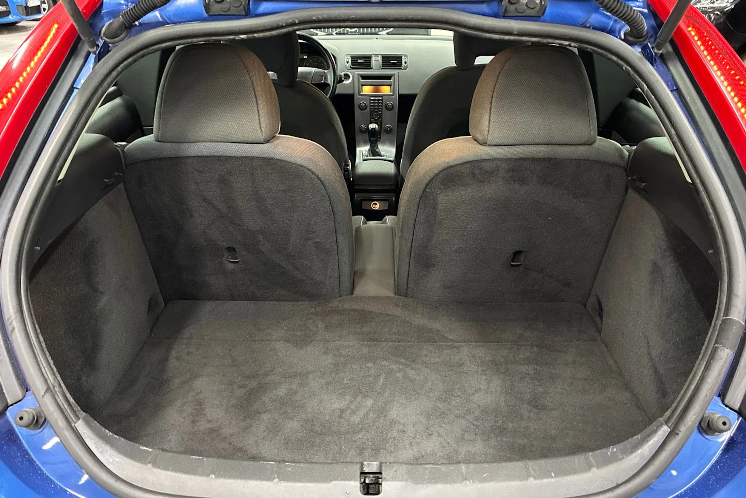 sininen Volvo C30 2007 kuva 19.