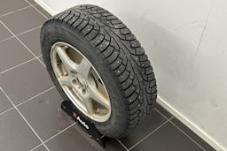 Harmaa Volvo C30 2008 kuva 18.