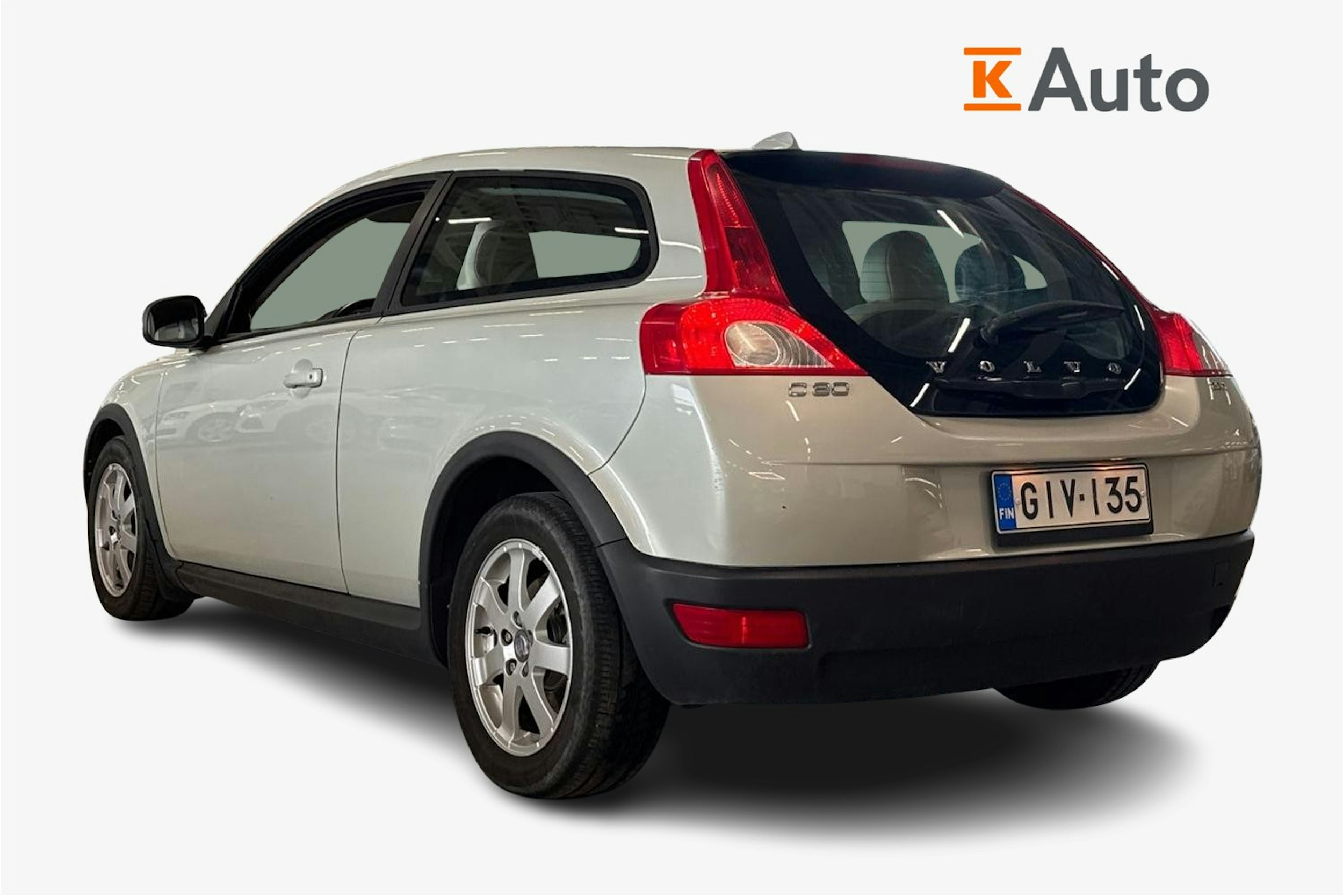 valkoinen Volvo C30 2009 kuva 2.