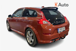oranssi Volvo C30 2010 kuva 2.