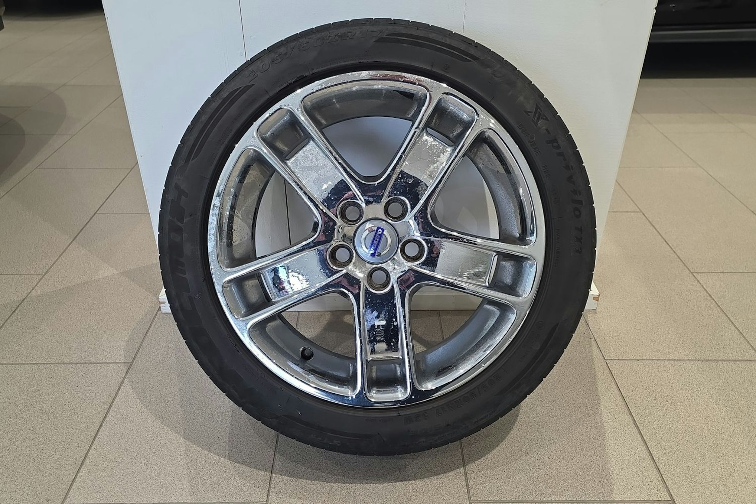 musta Volvo C30 2010 kuva 14.