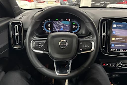 Musta Volvo C40 2023 kuva 11.