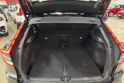 Musta Volvo C40 2023 kuva 20.