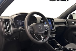 sininen Volvo C40 2022 kuva 7.