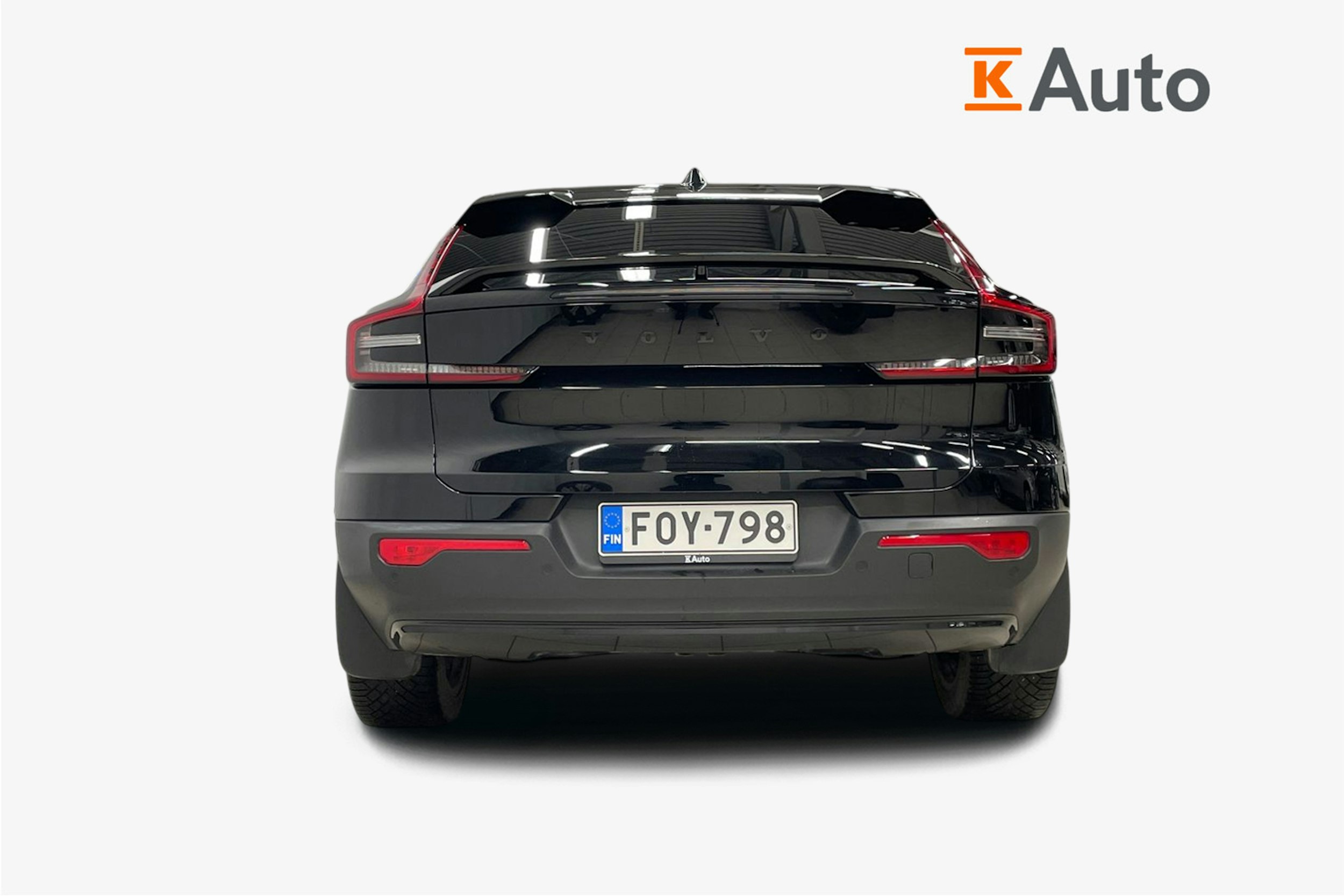 musta Volvo C40 2022 kuva 3.