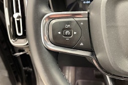 musta Volvo C40 2022 kuva 13.