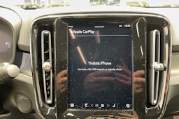 musta Volvo C40 2022 kuva 15.