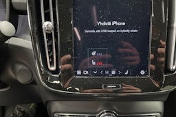 musta Volvo C40 2022 kuva 17.