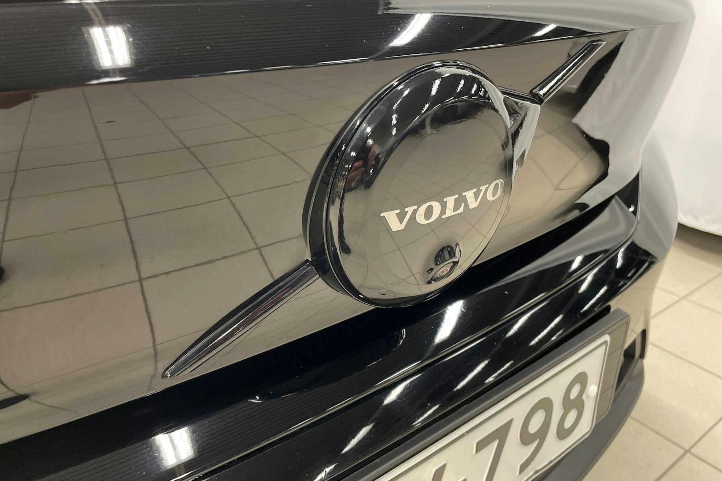 musta Volvo C40 2022 kuva 30.