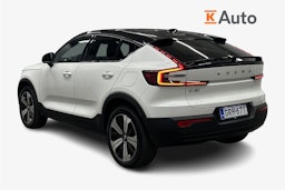 valkoinen Volvo C40 2022 kuva 2.