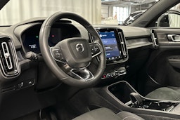 harmaa Volvo C40 2022 kuva 7.