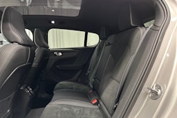 harmaa Volvo C40 2022 kuva 10.