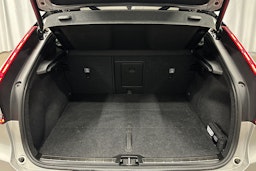 harmaa Volvo C40 2022 kuva 14.
