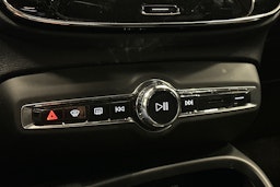 harmaa Volvo C40 2022 kuva 27.