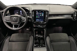 harmaa Volvo C40 2022 kuva 9.