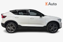 valkoinen Volvo C40 2022 kuva 5.