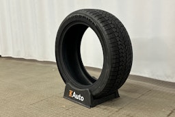 hopea Volvo C40 2022 kuva 13.