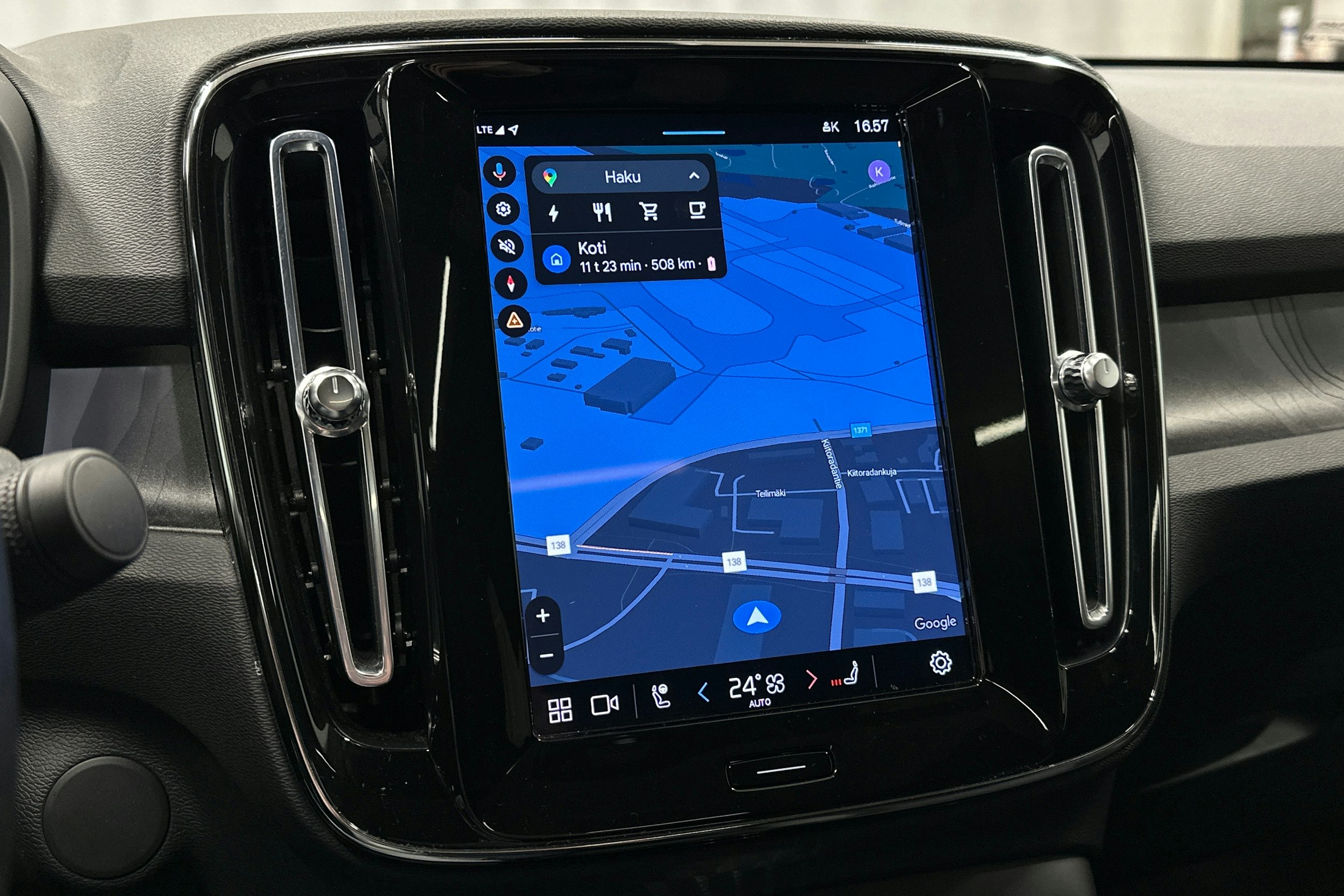 hopea Volvo C40 2022 kuva 25.