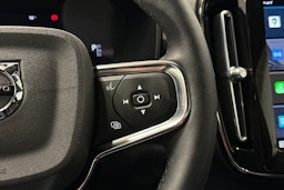 musta Volvo C40 2022 kuva 21.