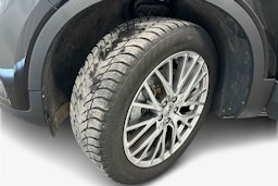 musta Volvo C40 2023 kuva 9.