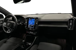 sininen Volvo C40 2022 kuva 7.