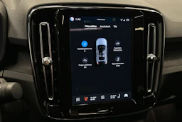 sininen Volvo C40 2022 kuva 25.