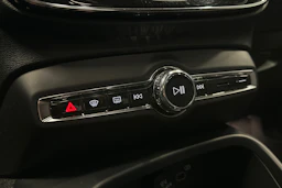 sininen Volvo C40 2022 kuva 30.