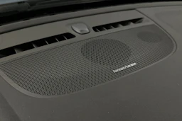 sininen Volvo C40 2022 kuva 33.