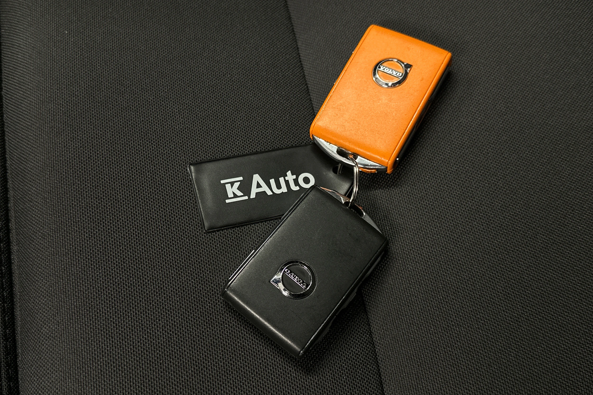 sininen Volvo C40 2022 kuva 35.