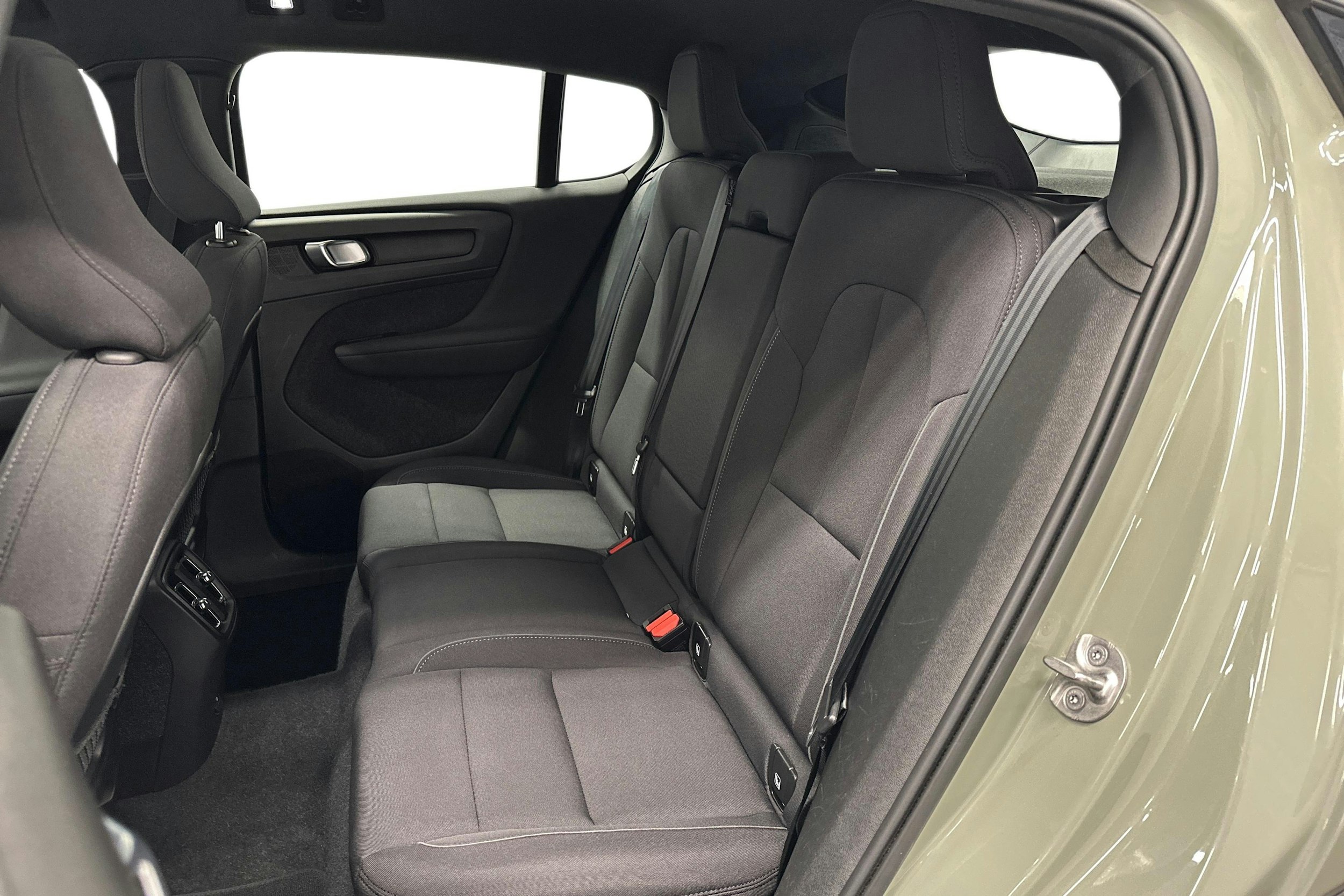 vihreä Volvo C40 2022 kuva 10.
