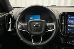 vihreä Volvo C40 2022 kuva 19.