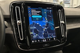 vihreä Volvo C40 2022 kuva 27.