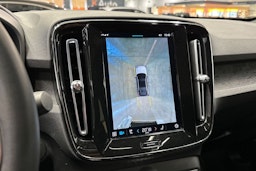 sininen Volvo C40 2022 kuva 22.