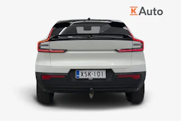 valkoinen Volvo C40 2022 kuva 4.