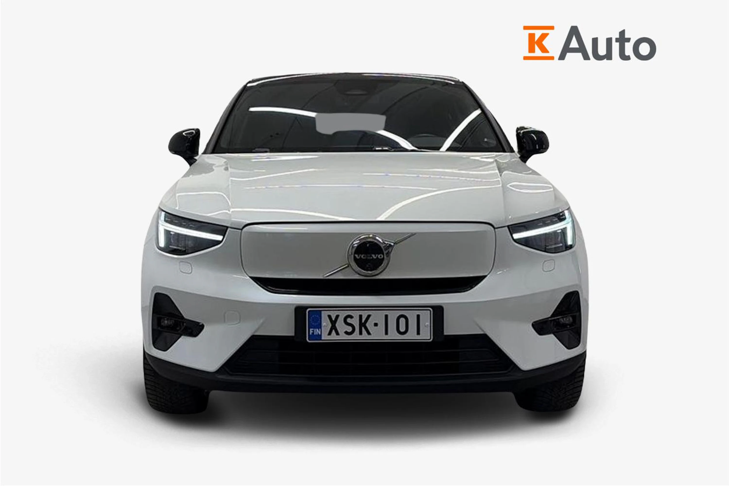 valkoinen Volvo C40 2022 kuva 5.