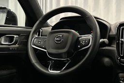 harmaa Volvo C40 2022 kuva 20.
