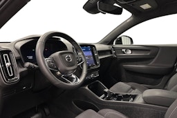 musta Volvo C40 2022 kuva 7.