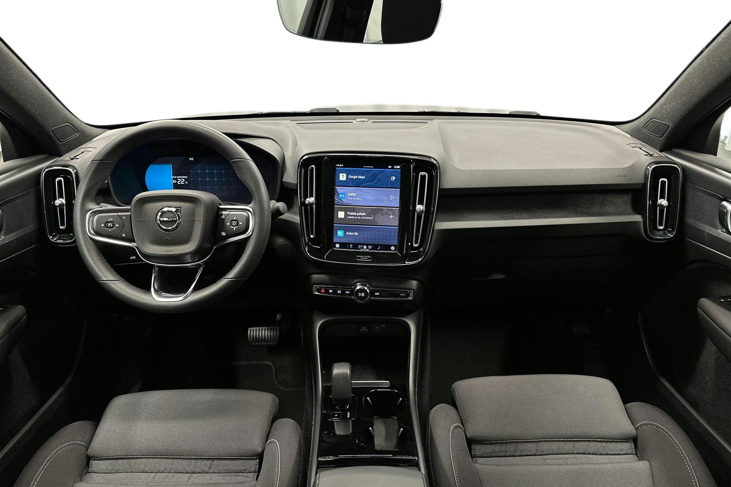 musta Volvo C40 2022 kuva 9.