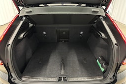 musta Volvo C40 2022 kuva 14.
