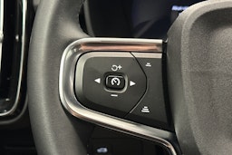 musta Volvo C40 2022 kuva 19.