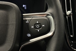 musta Volvo C40 2022 kuva 20.