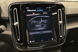 musta Volvo C40 2022 kuva 27.