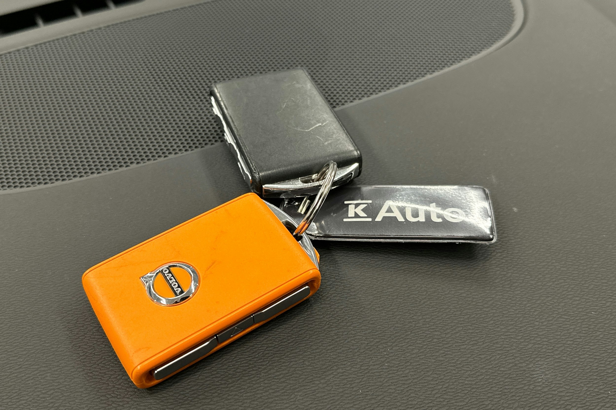 musta Volvo C40 2022 kuva 31.