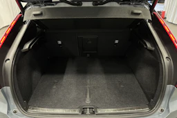 sininen Volvo C40 2022 kuva 15.